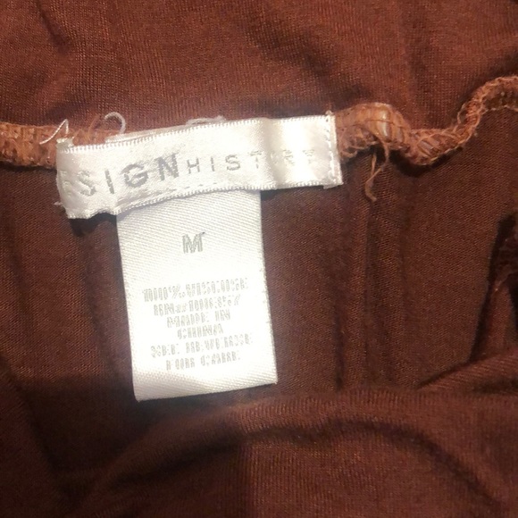 Design Theory Skirt - Picture 2 of 3